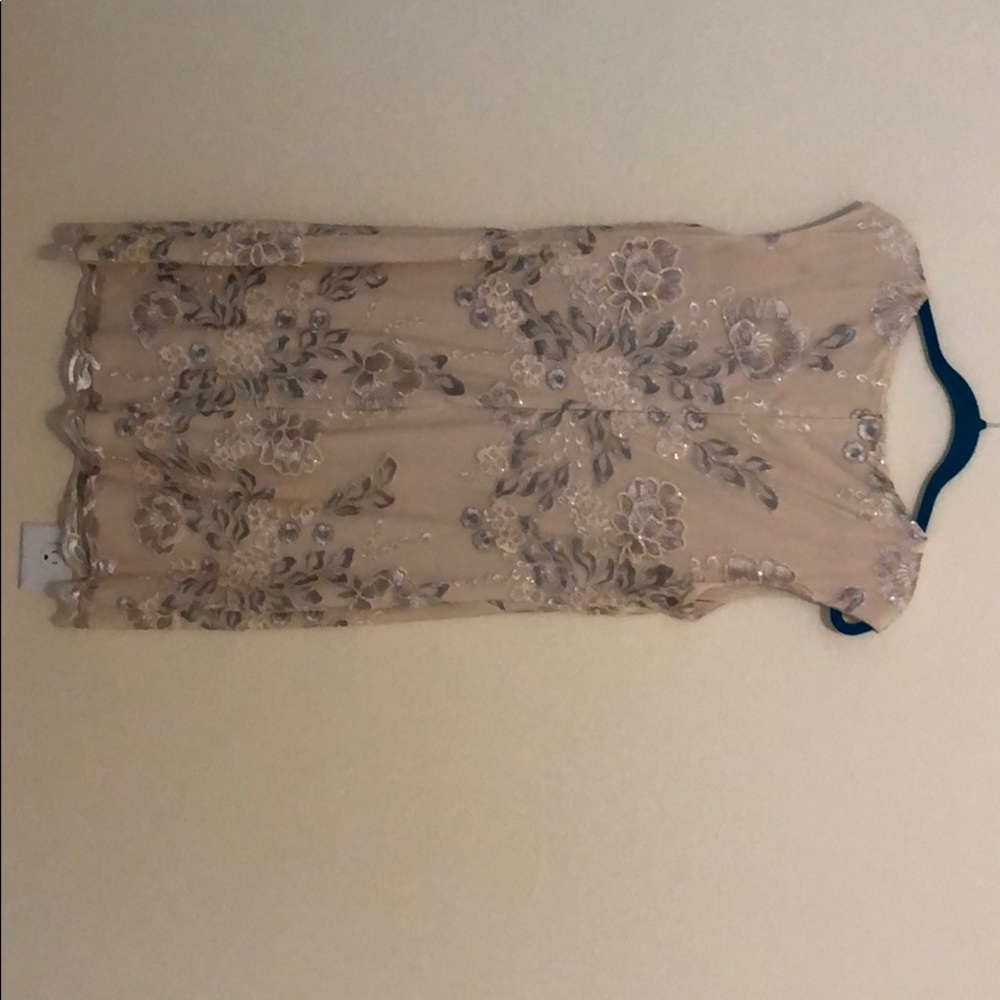 Dress - Picture 2 of 5